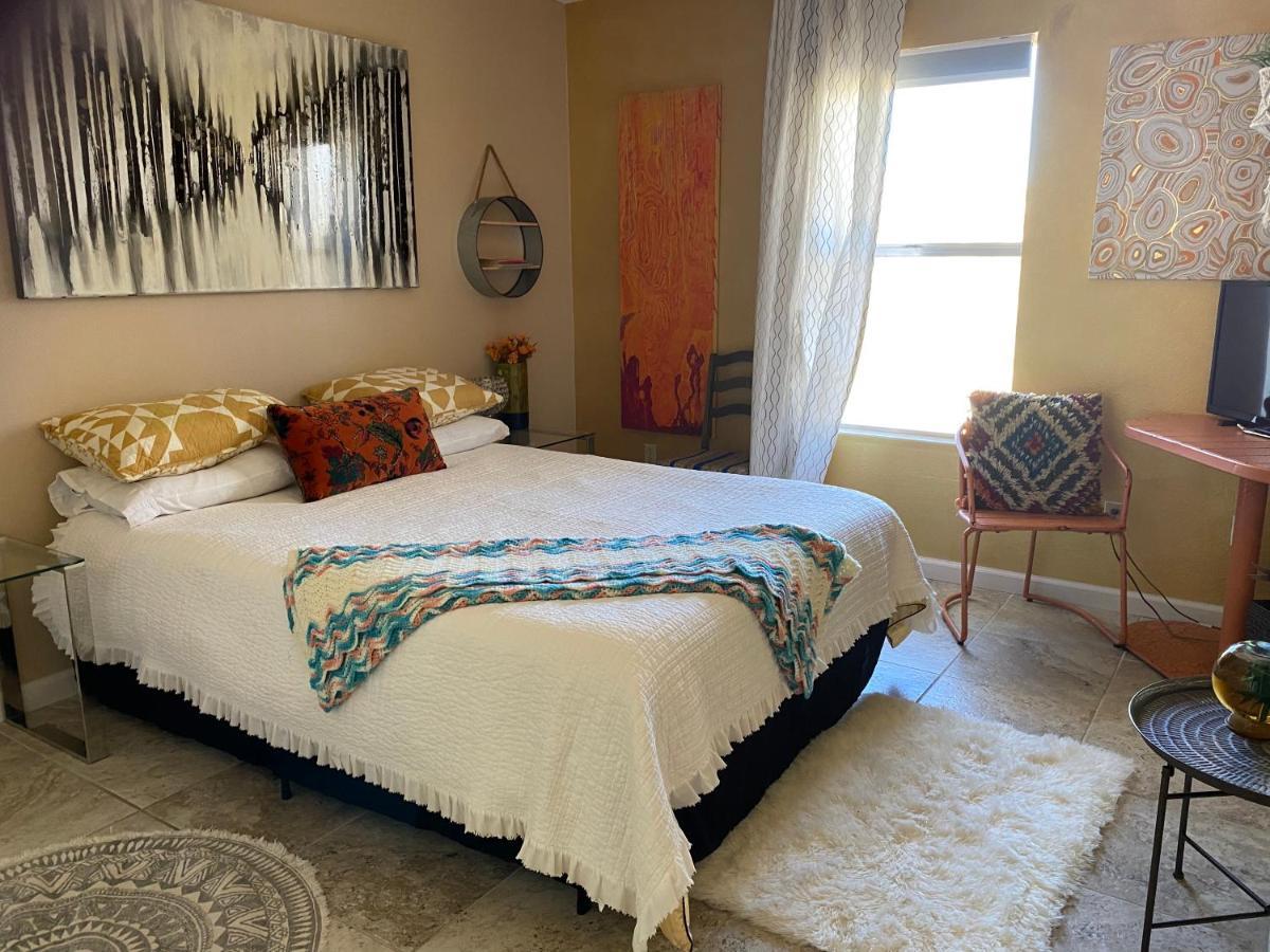 Desert Oasis - Joshua Tree Peaceful Retreat Home ยุคคาแวลลีย์ ภายนอก รูปภาพ