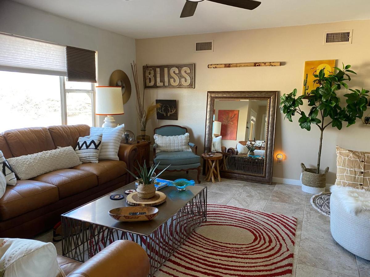Desert Oasis - Joshua Tree Peaceful Retreat Home ยุคคาแวลลีย์ ภายนอก รูปภาพ